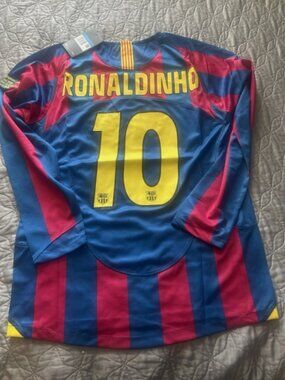 FC Barcelona 2005/06 Ronaldinho Home Jersey Long Sleeve UCL Final